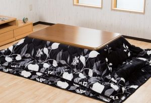 「こたつ」で居眠りすると死のリスクがあるので注意！